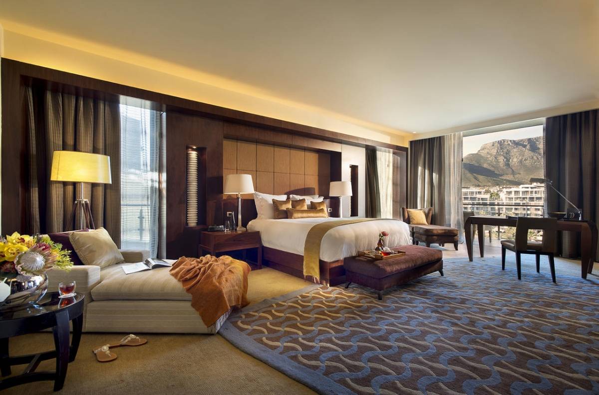 OO-Cape_Town-Presidential_Suite_Bedroom1