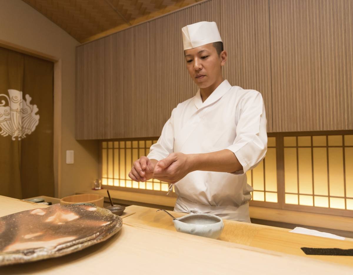 Journey - Sushi making_High Res_16801_0